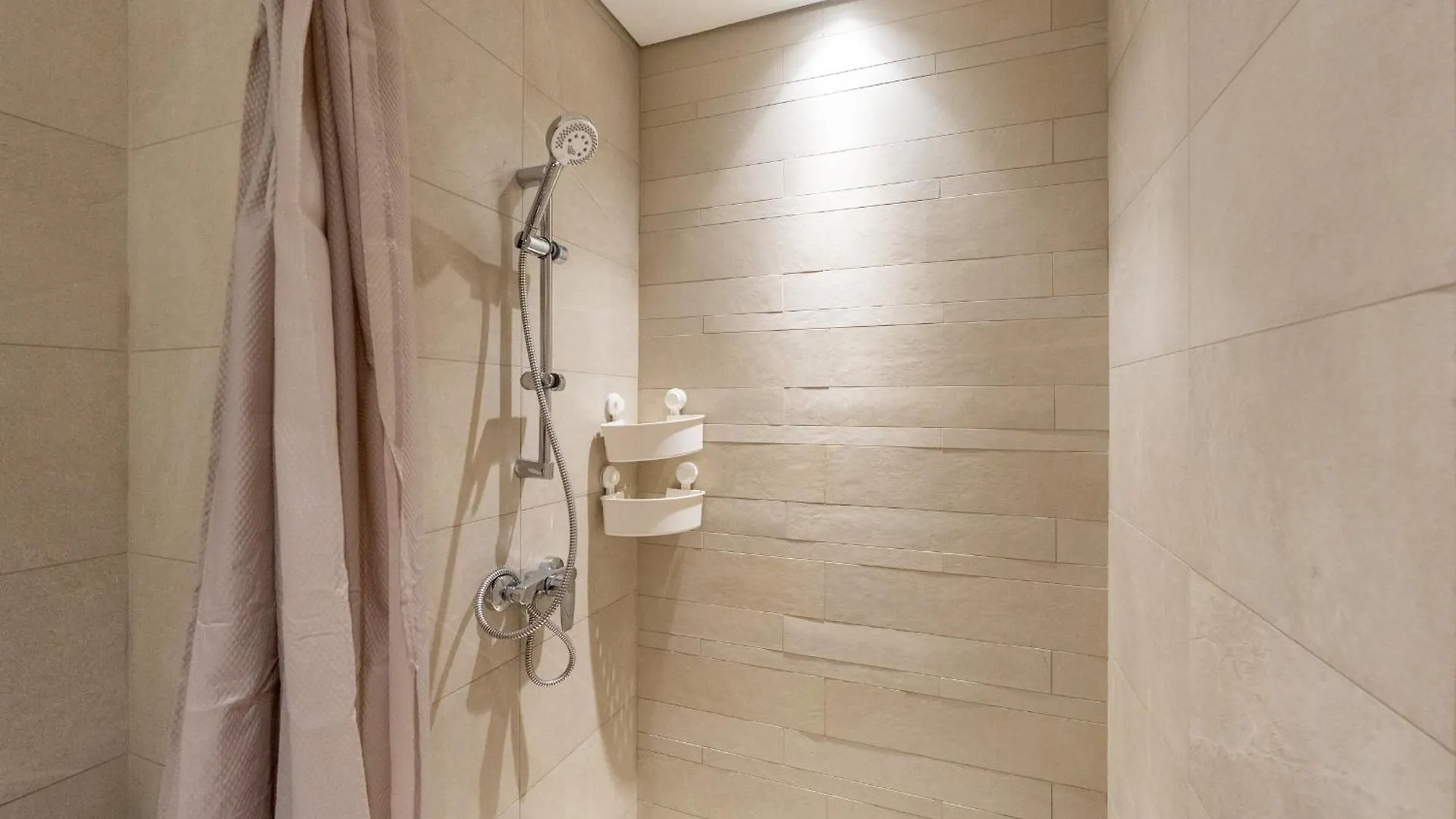 Апартаменты Azizi Riviera 42 - Studio By Pk Holidays Дубай