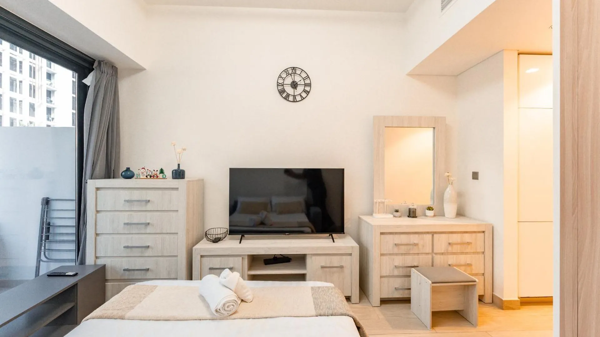 Апартаменты Azizi Riviera 42 - Studio By Pk Holidays Дубай 0*,